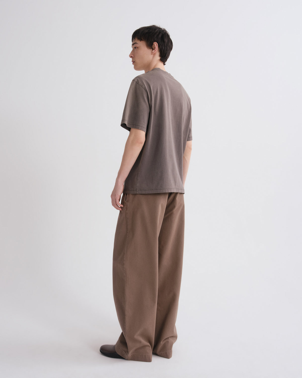 Men Warrick Rounded Taper Trouser in Rockwell - Agolde