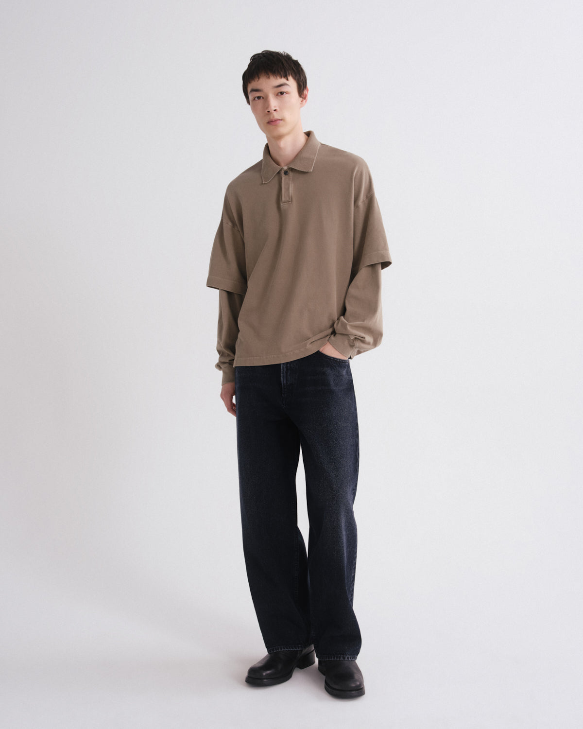 Men Curren Double Sleeve Polo in Trail - Agolde