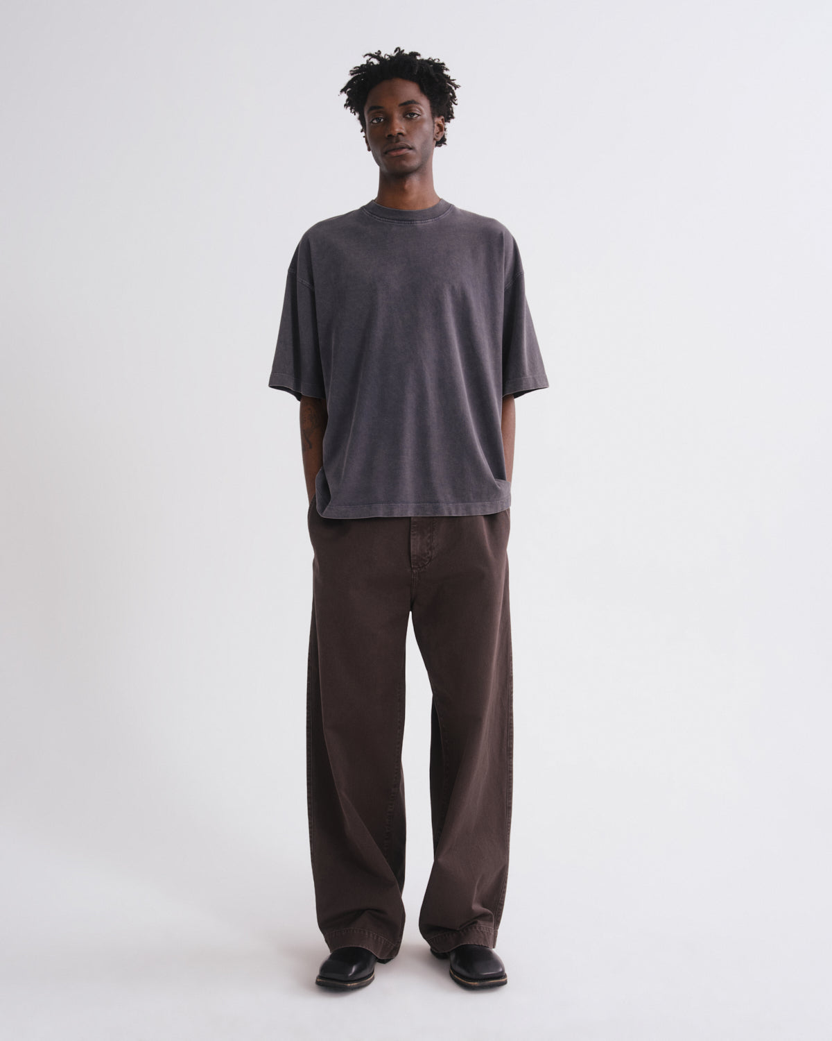 Men Portman Tee in Washed Grey - Agolde