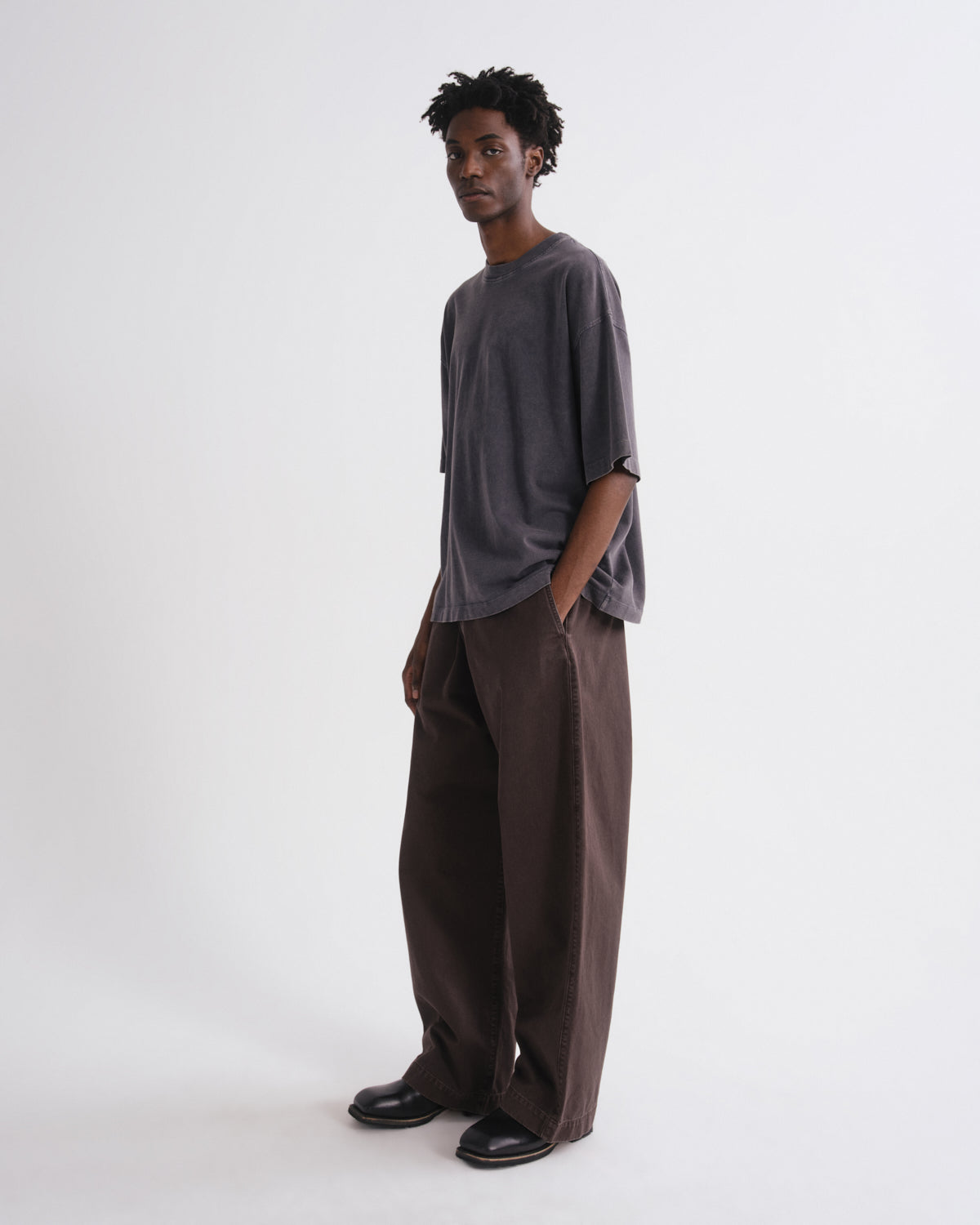 Men Portman Tee in Washed Grey - Agolde