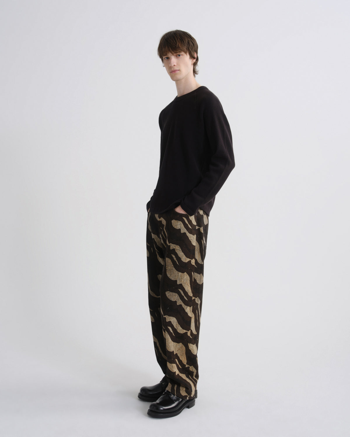 Men Payson Waffle Tee in Black - Agolde