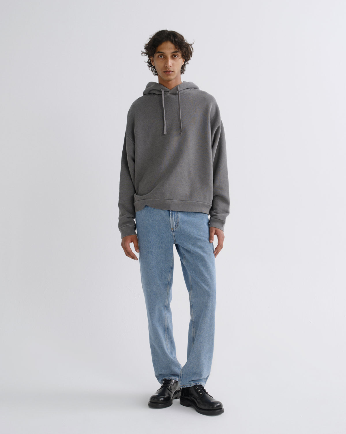 Men Salford Hoodie in Strand - Agolde