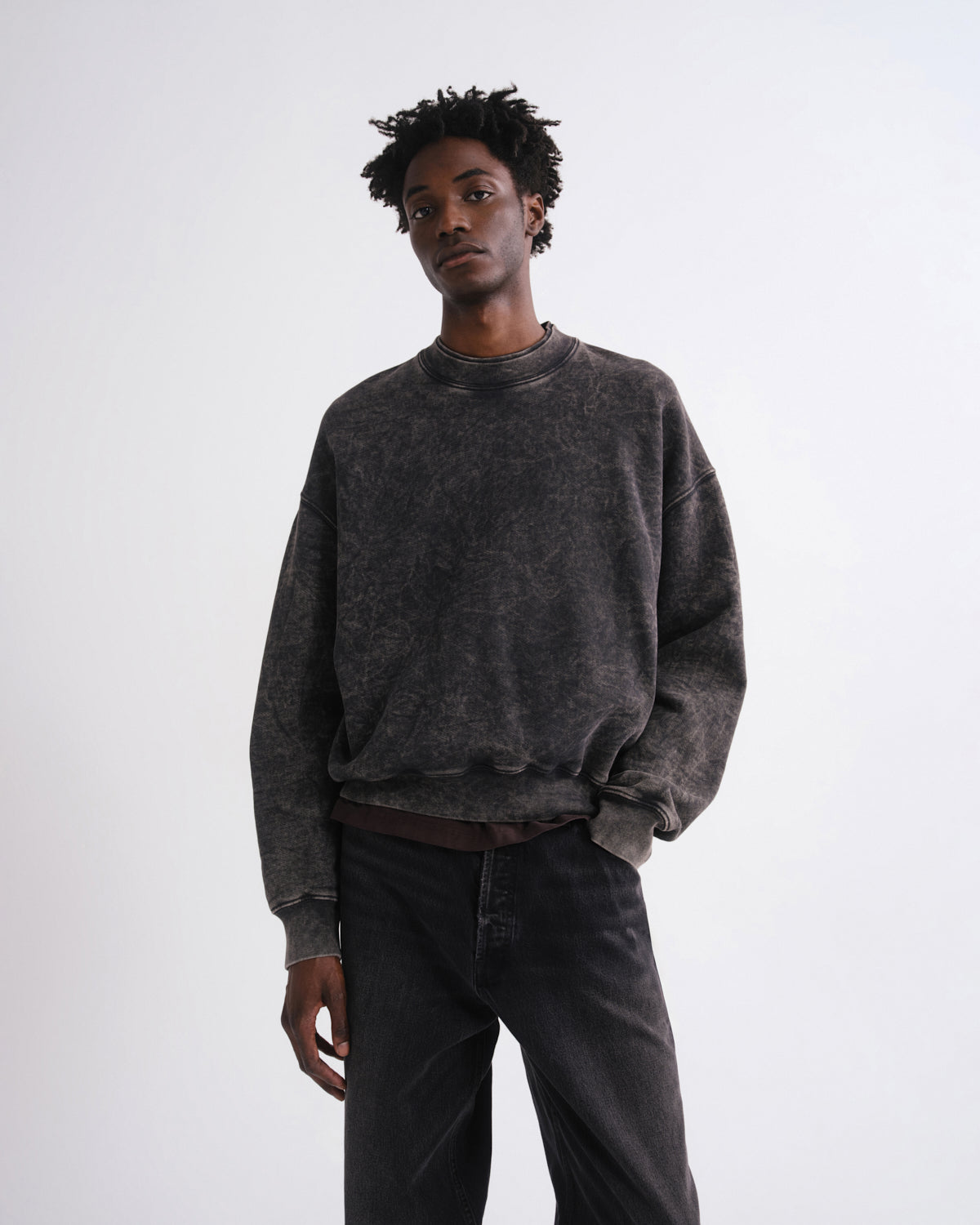 Men Lambert Sweatshirt in Kinetic - Agolde