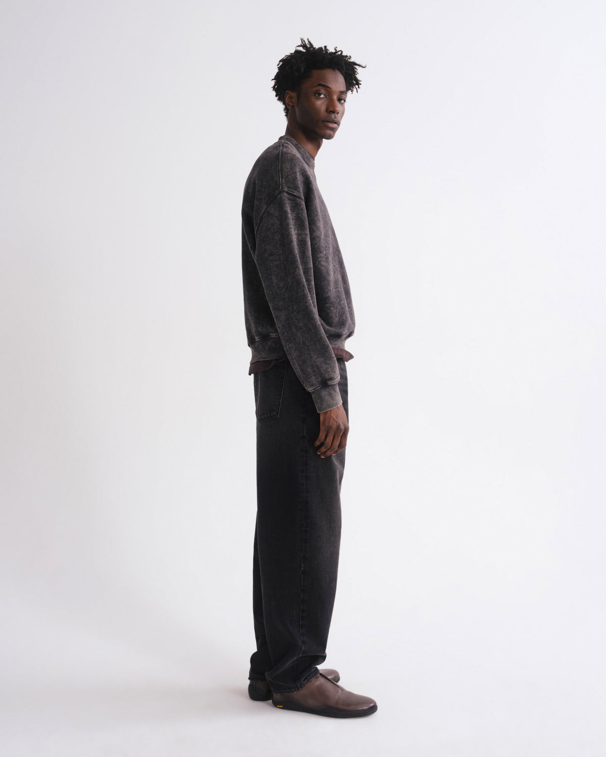 Men Lambert Sweatshirt in Kinetic - Agolde