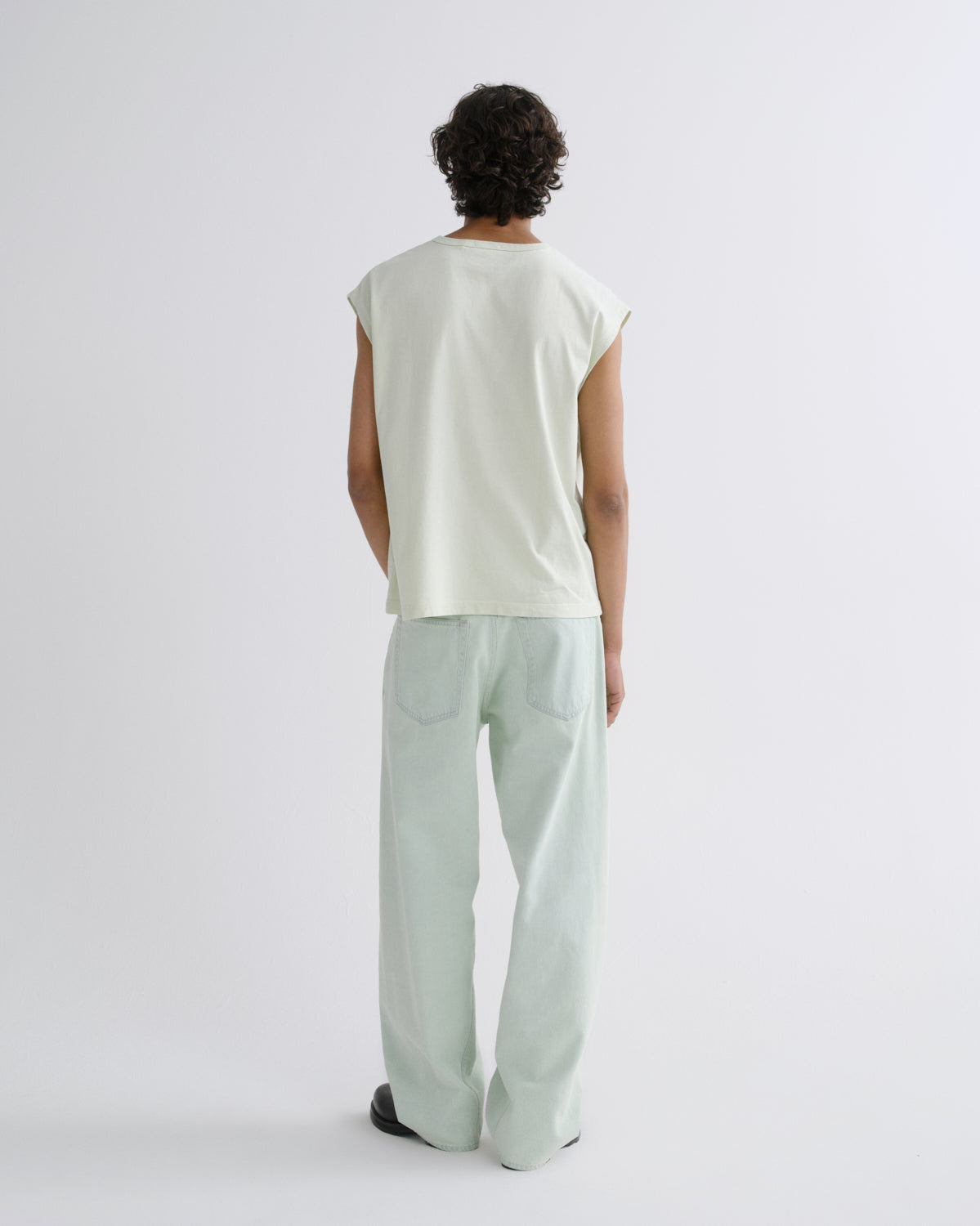 Men Twist Front Curve Jean in Reform - Agolde