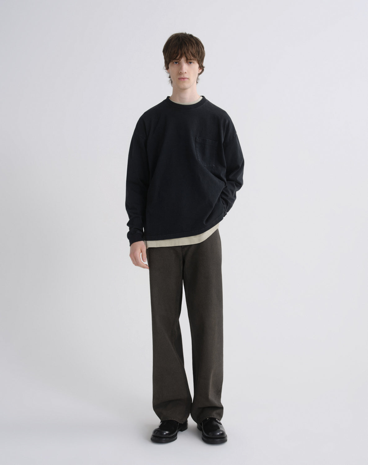 Men Lucan Long Sleeve Tee in Washed Black - Agolde