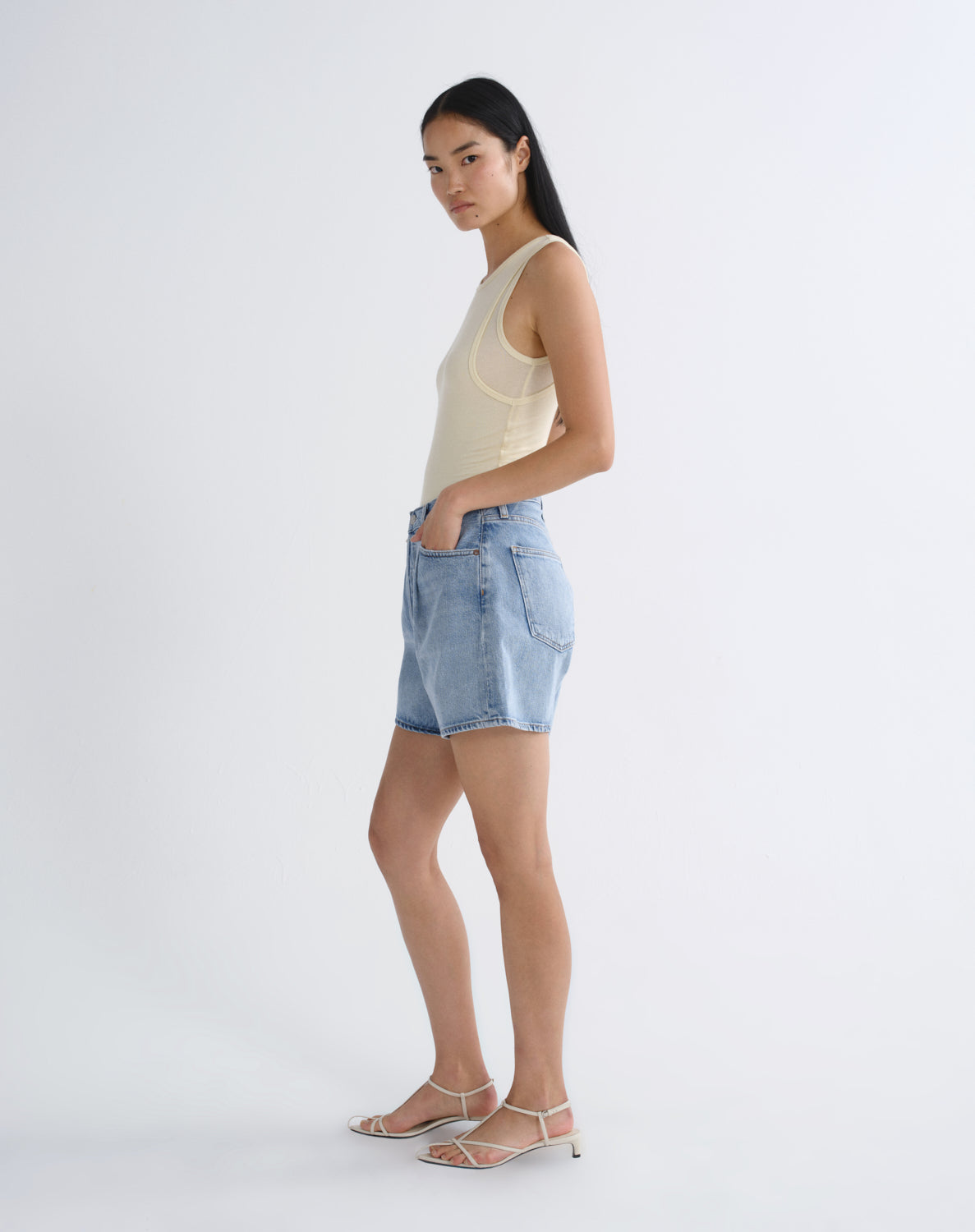 Women Rhoda Pleated A-Line Short in Raft - Agolde