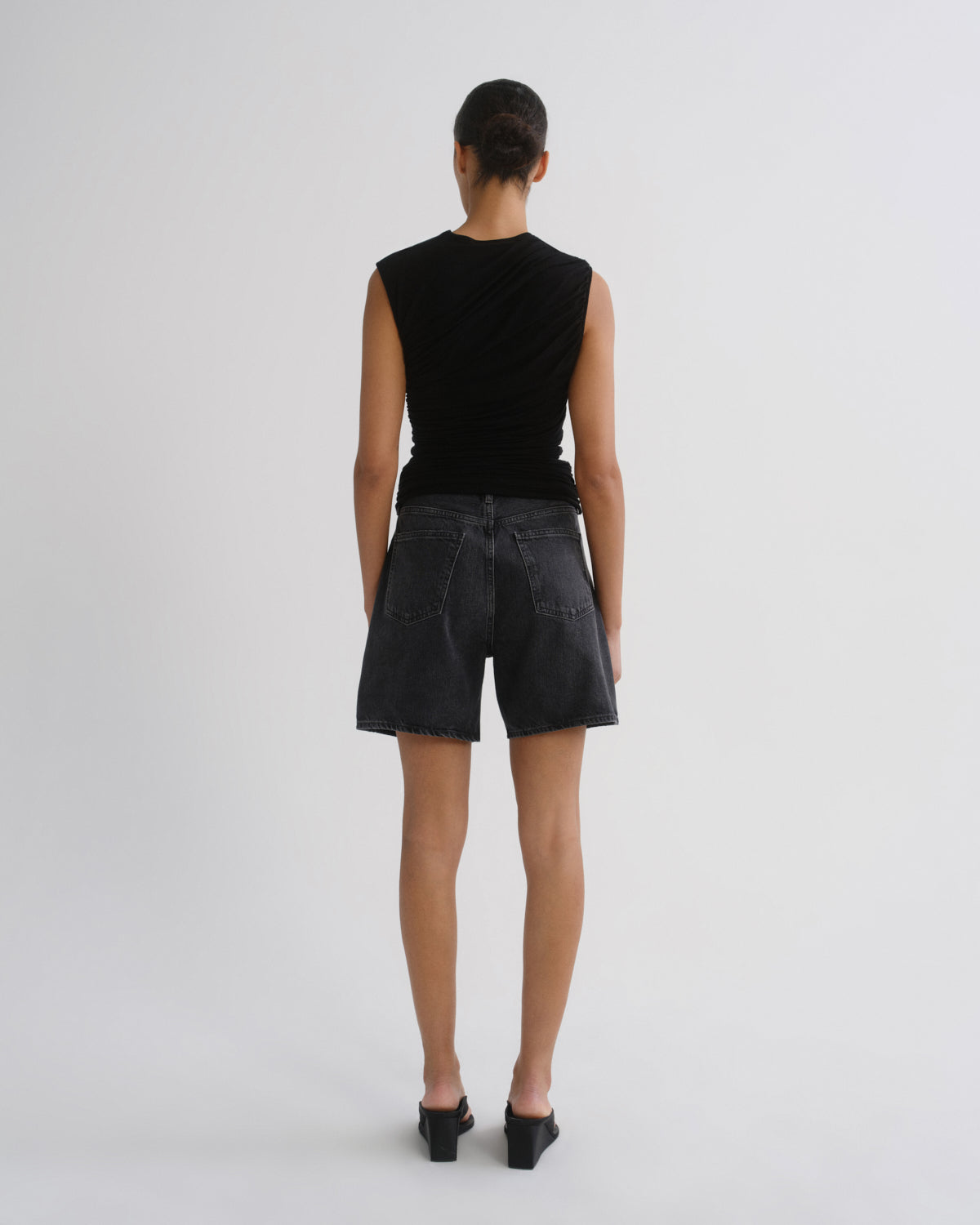 Women Dame Short (Weightless) in Hitch - Agolde