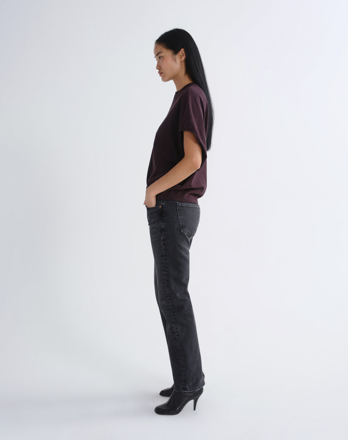 Women Souline Mock Neckk Cocoon Tshirt in Eggplant - Agolde