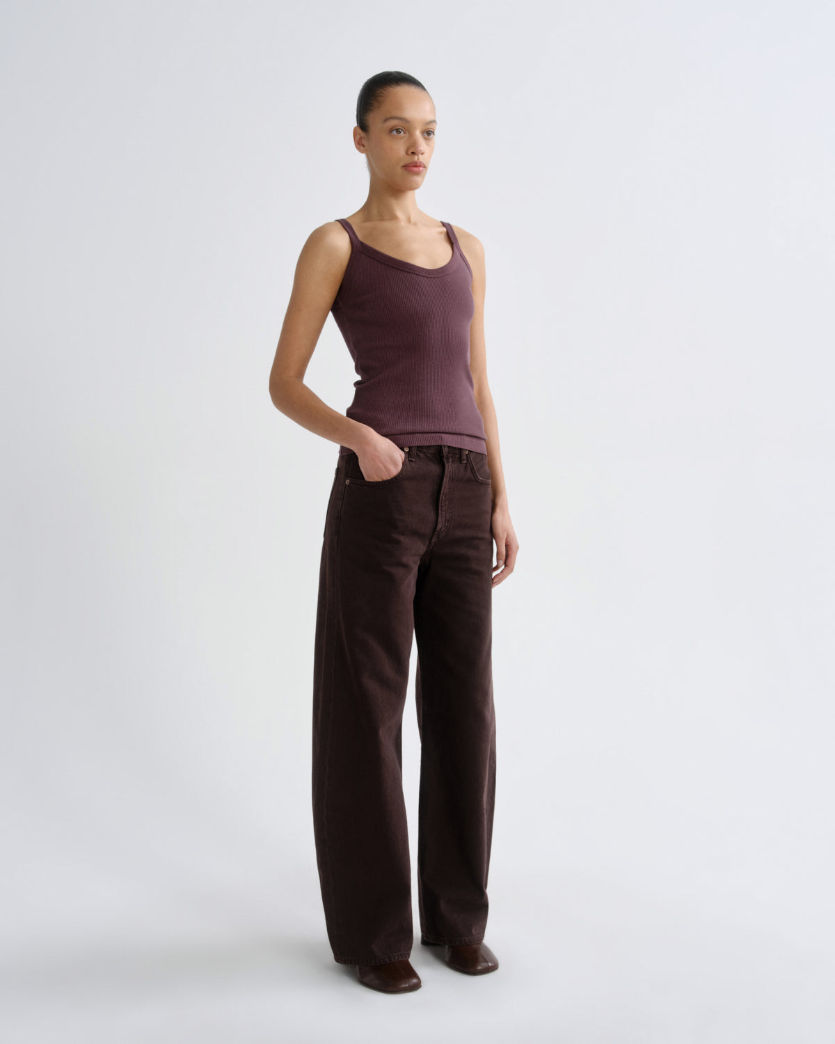 Women Jordan Tank in Moyer - Agolde