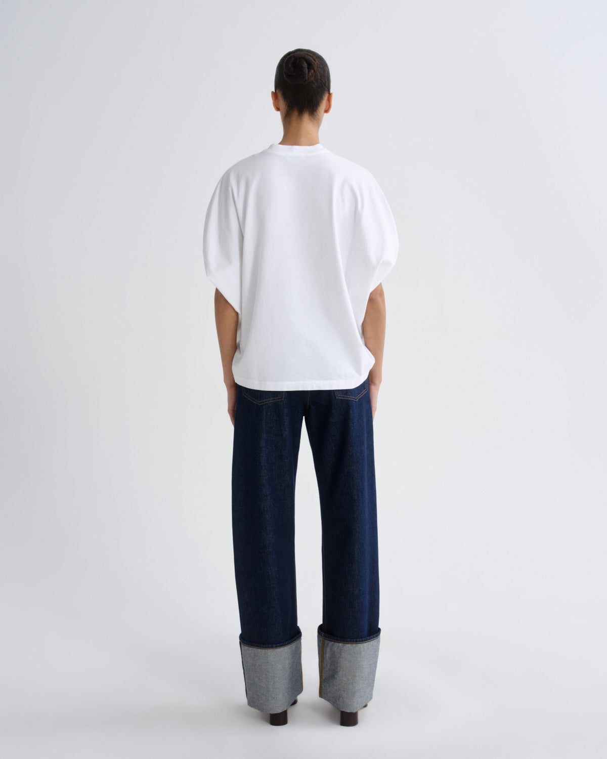 Women Souline Mock Neckk Cocoon Tshirt in White - Agolde