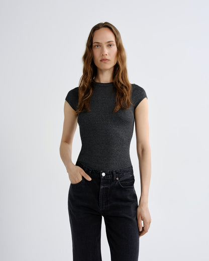 Women Edison Tee in Charcoal Heather - Agolde