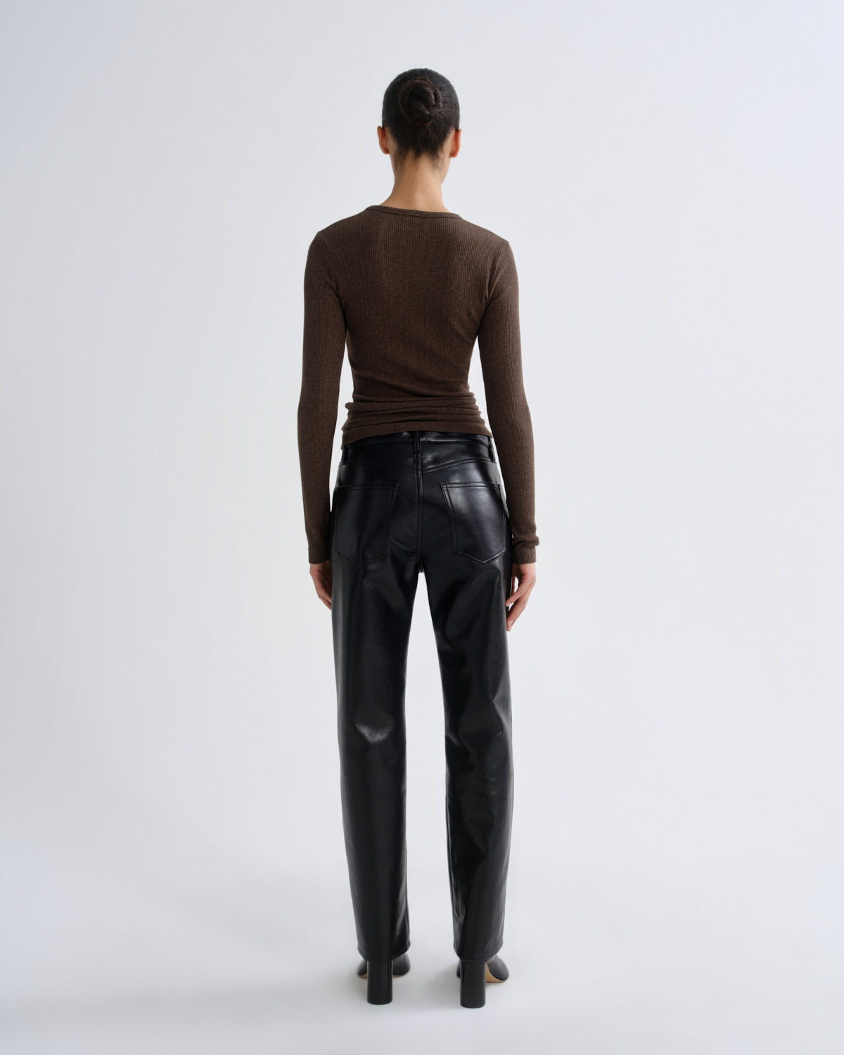 Women Delphi Slim Tee in Lizard - Agolde