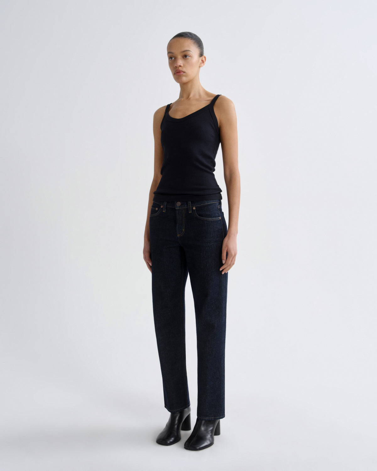 Women Jordan Tank in Mirage - Agolde