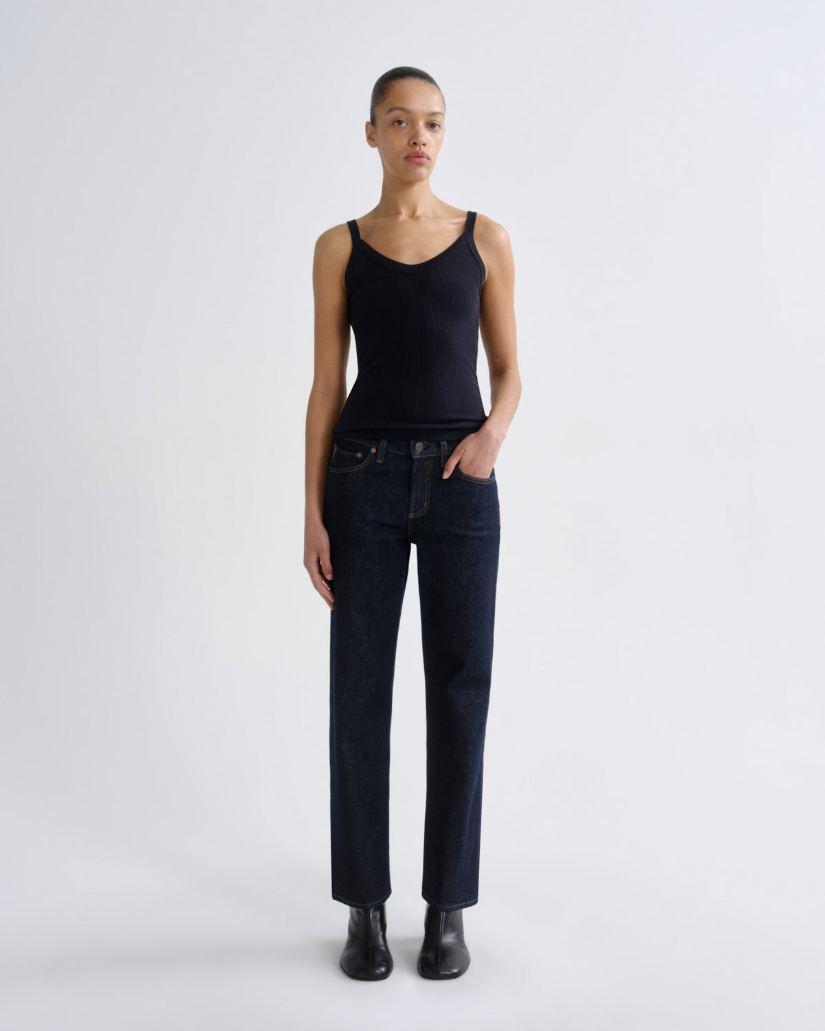 Women Jordan Tank in Mirage - Agolde