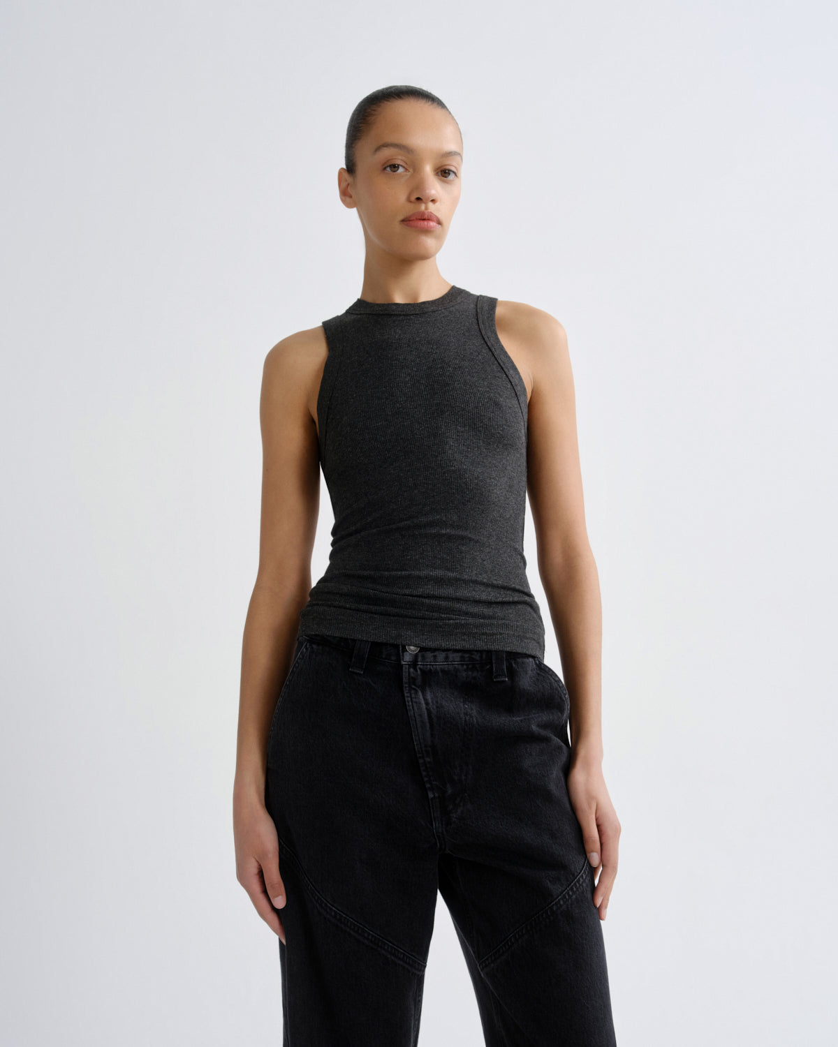 Women Leigh Tank in Charcoal Heather - Agolde