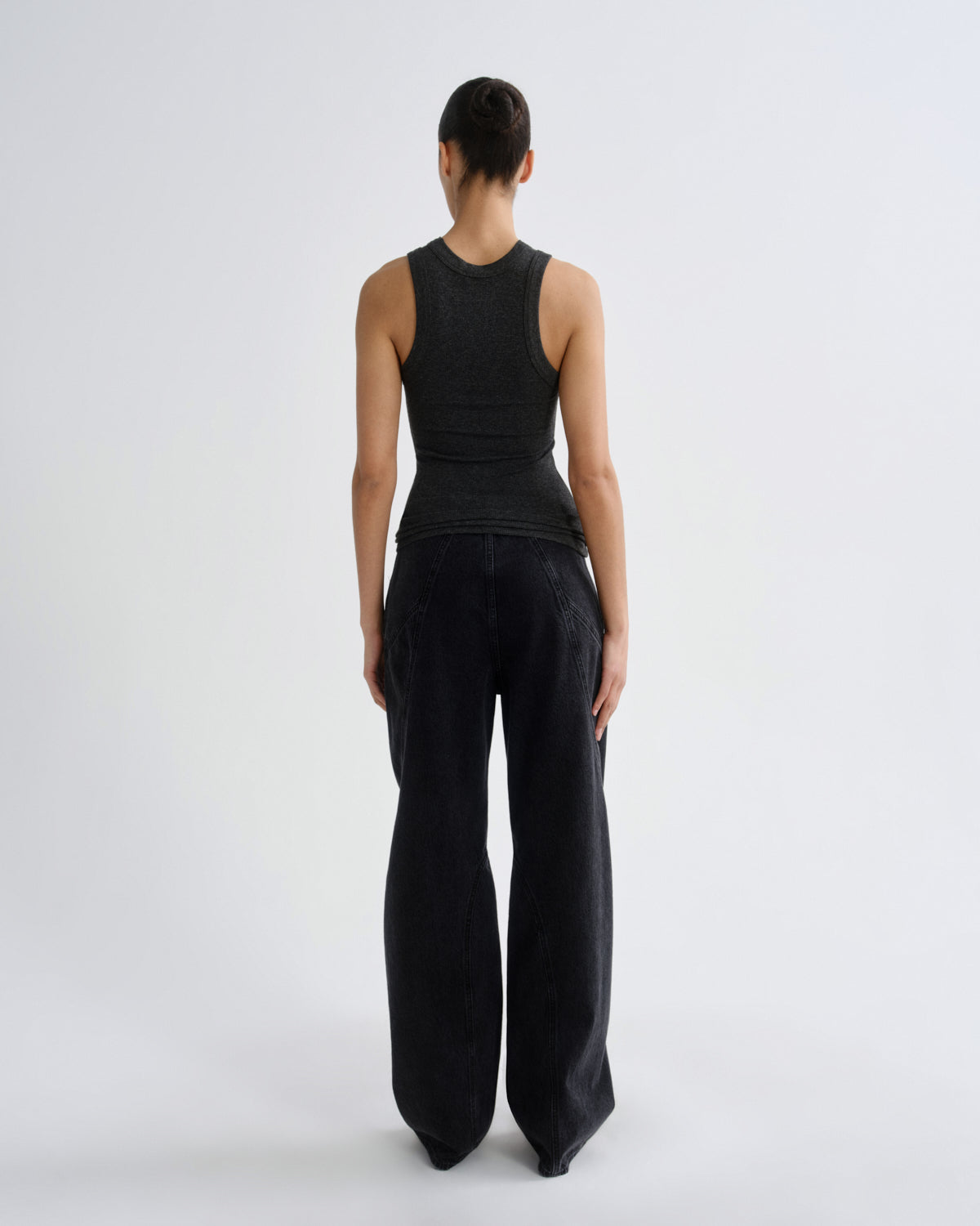 Women Leigh Tank in Charcoal Heather - Agolde