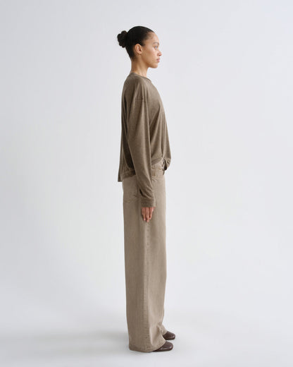 Women Sasha Long Sleeve Boyfriend Tee in Loam - Agolde