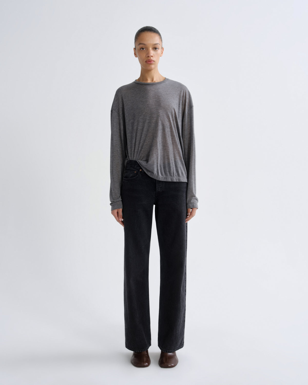 Women Sasha Long Sleeve Boyfriend Tee in Grey Heather - Agolde